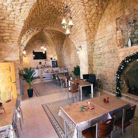 Louis Guesthouse Назарет Екстериор снимка