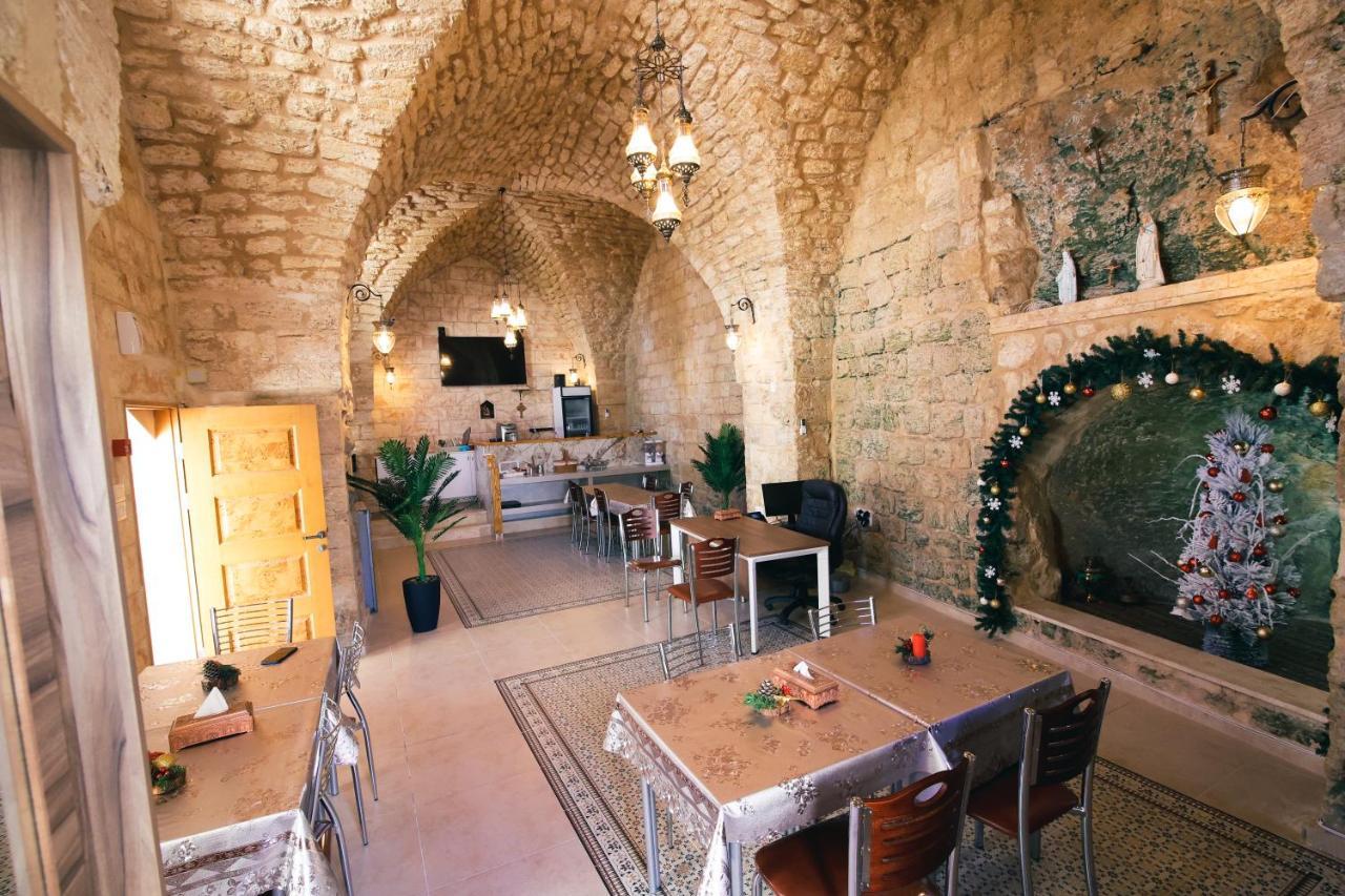 Louis Guesthouse Назарет Екстериор снимка