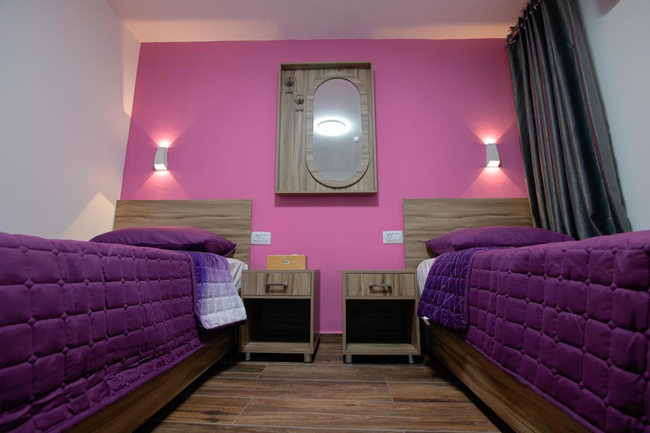 Louis Guesthouse Назарет Екстериор снимка