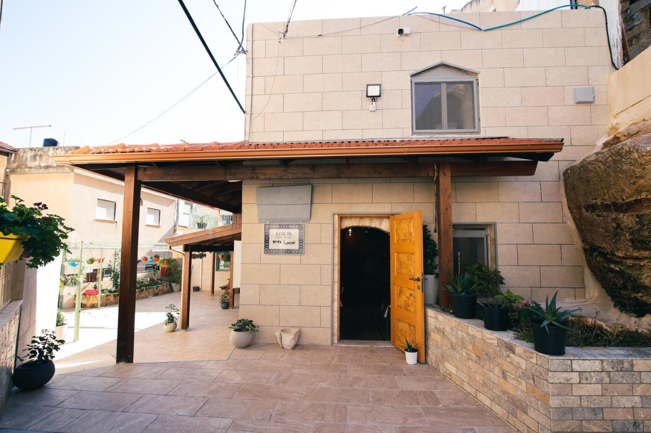 Louis Guesthouse Назарет Екстериор снимка